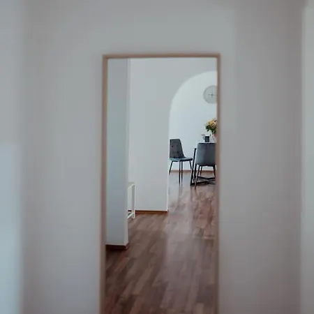 Apartment 3-zimmer-wohnung Im Herzen Von Ruettenscheid