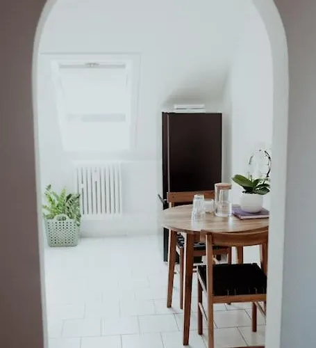 Apartment 3-zimmer-wohnung Im Herzen Von Ruettenscheid *