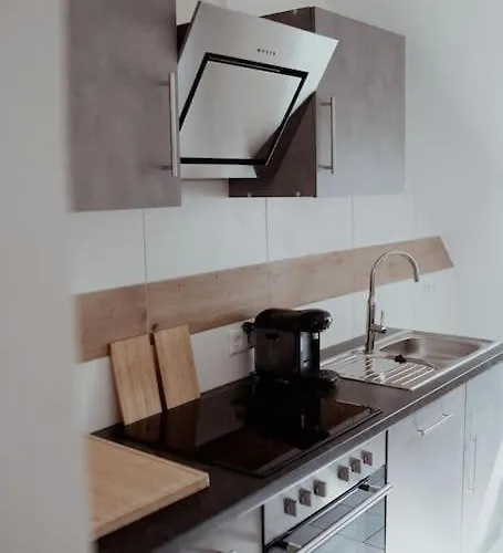 3-zimmer-wohnung Im Herzen Von Ruettenscheid Apartment