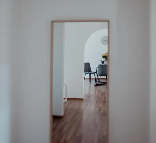 Διαμέρισμα 3-zimmer-wohnung Im Herzen Von Ruettenscheid